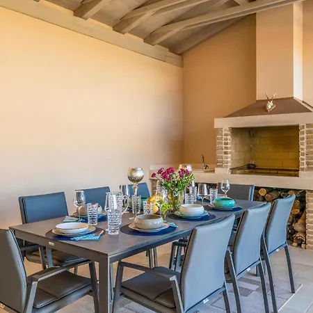 In With Sauna بيت للعطل