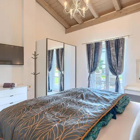 Beautiful In With Sauna Maruzini